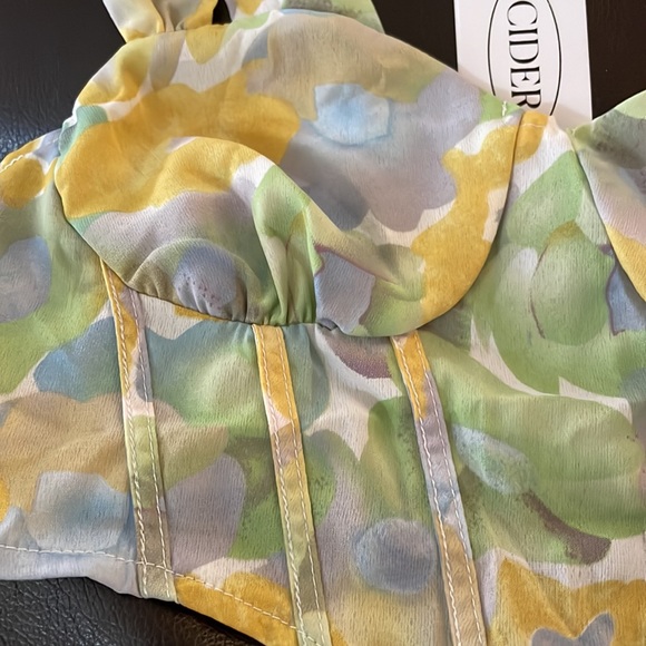 🌸Cider Floral Corset Tank Crop Top. Large. - Picture 2 of 6